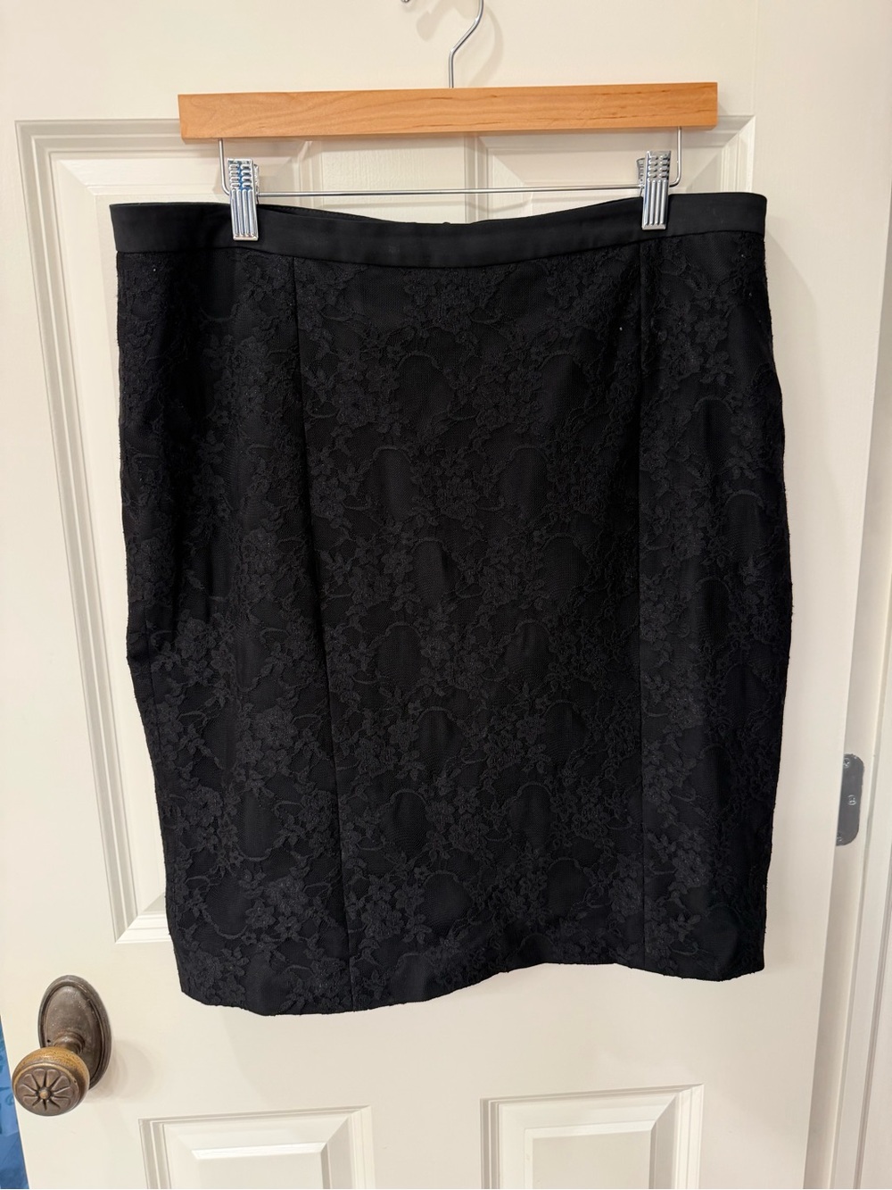 Pink Tartan Black Lace Pencil Skirt